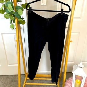 Forever 21 Plus stretch skinny pants.
